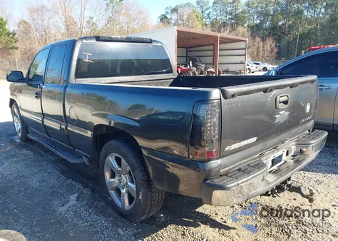 2004 Chevrolet Silverado 1500 Ls from USA, damaged, VIN 2GCEC19T741397135